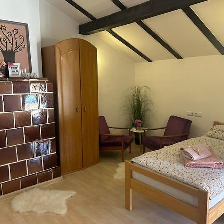 Naid Apartmani Kulen Vakuf Buitenkant foto