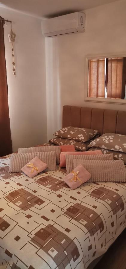 Naid Apartmani Kulen Vakuf Buitenkant foto