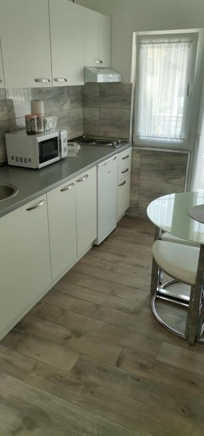 Naid Apartmani Kulen Vakuf Buitenkant foto