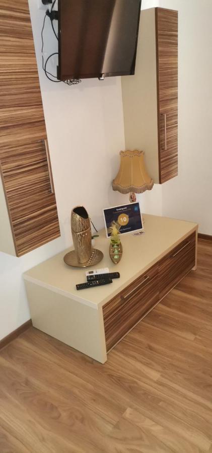 Naid Apartmani Kulen Vakuf Buitenkant foto