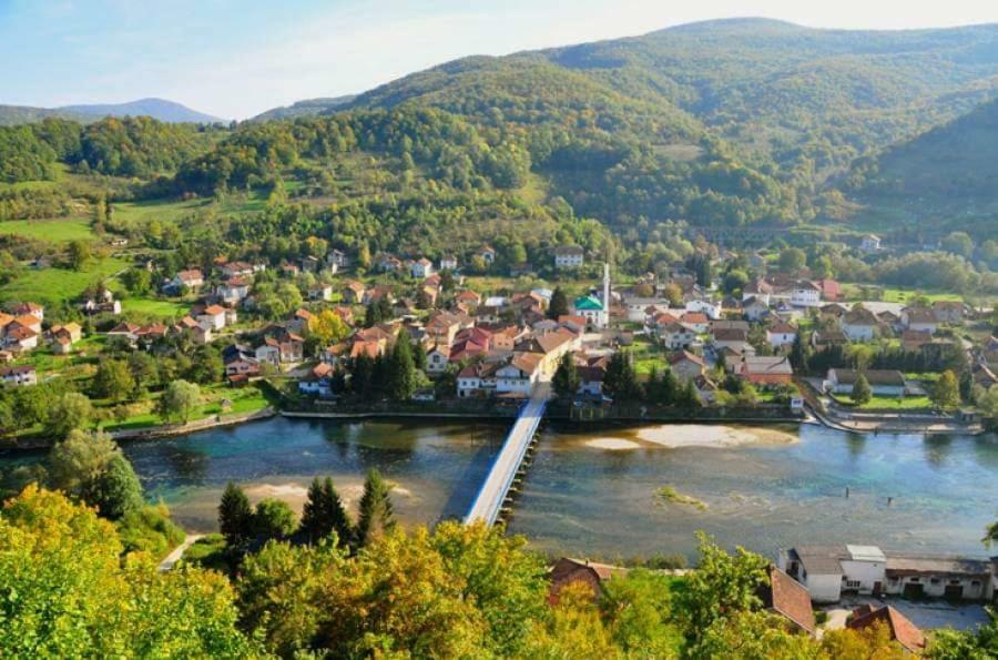Naid Apartmani Kulen Vakuf Buitenkant foto